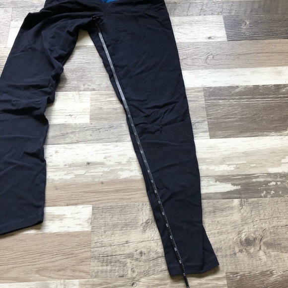 EUC Abercrombie & Fitch Yoga Pants - Picture 5 of 9